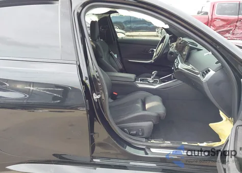 2024 BMW M3 Competition xDrive z USA, uszkodzony, nr VIN WBS43AY05RFT02843